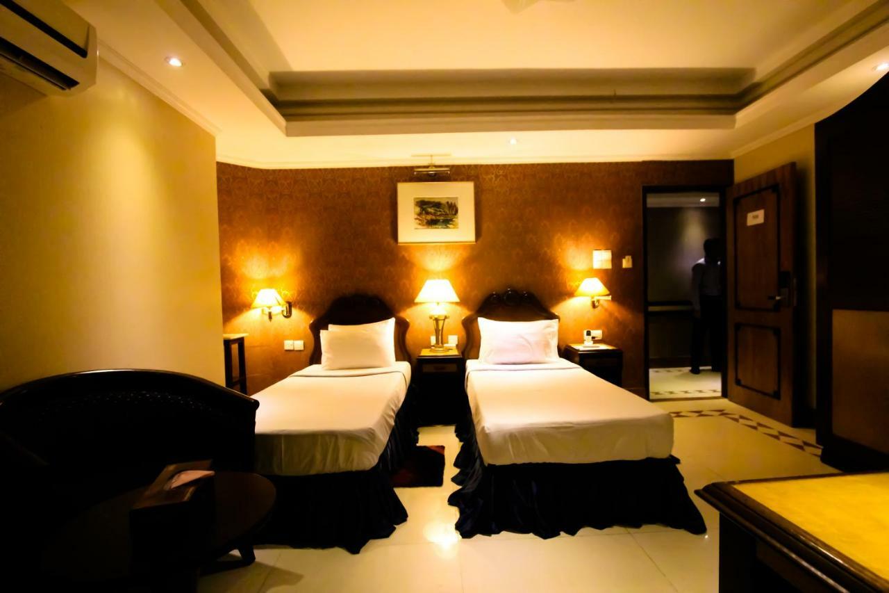 Sea Shell Residence Dhaka Eksteriør bilde